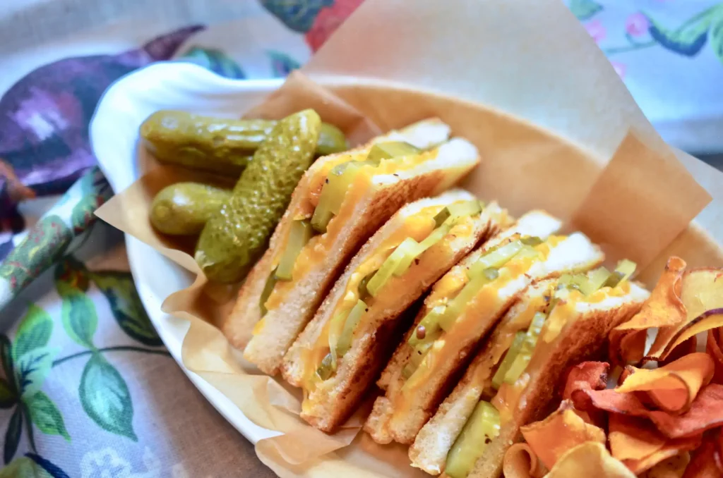 Grilled cheese with pickles